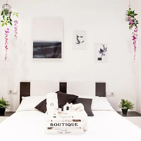 Ruzafa Apartment *
